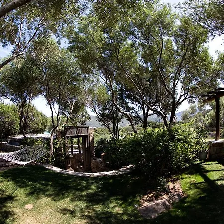 Domus De Rocas House