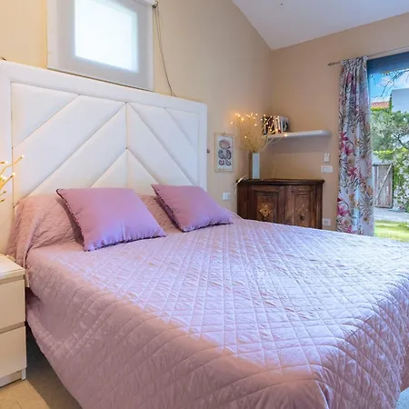 Villa Domus De Rocas House *