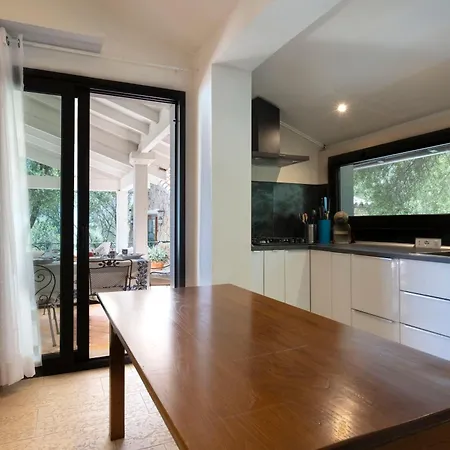 Domus De Rocas House * Porto Rotondo