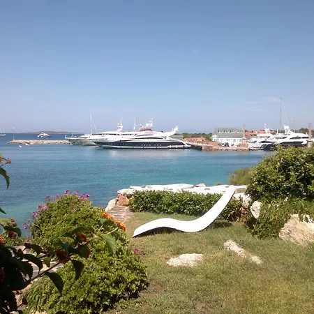 Villa Domus De Rocas House