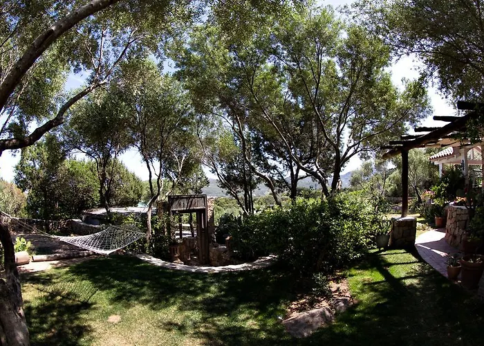 Domus De Rocas House